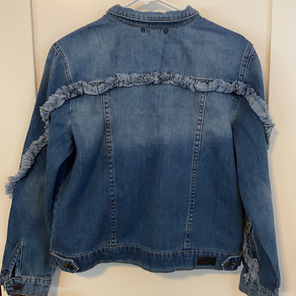 FESTIVAL FRAYED RUFFLE DENIM JACKET - Picture 2 of 9